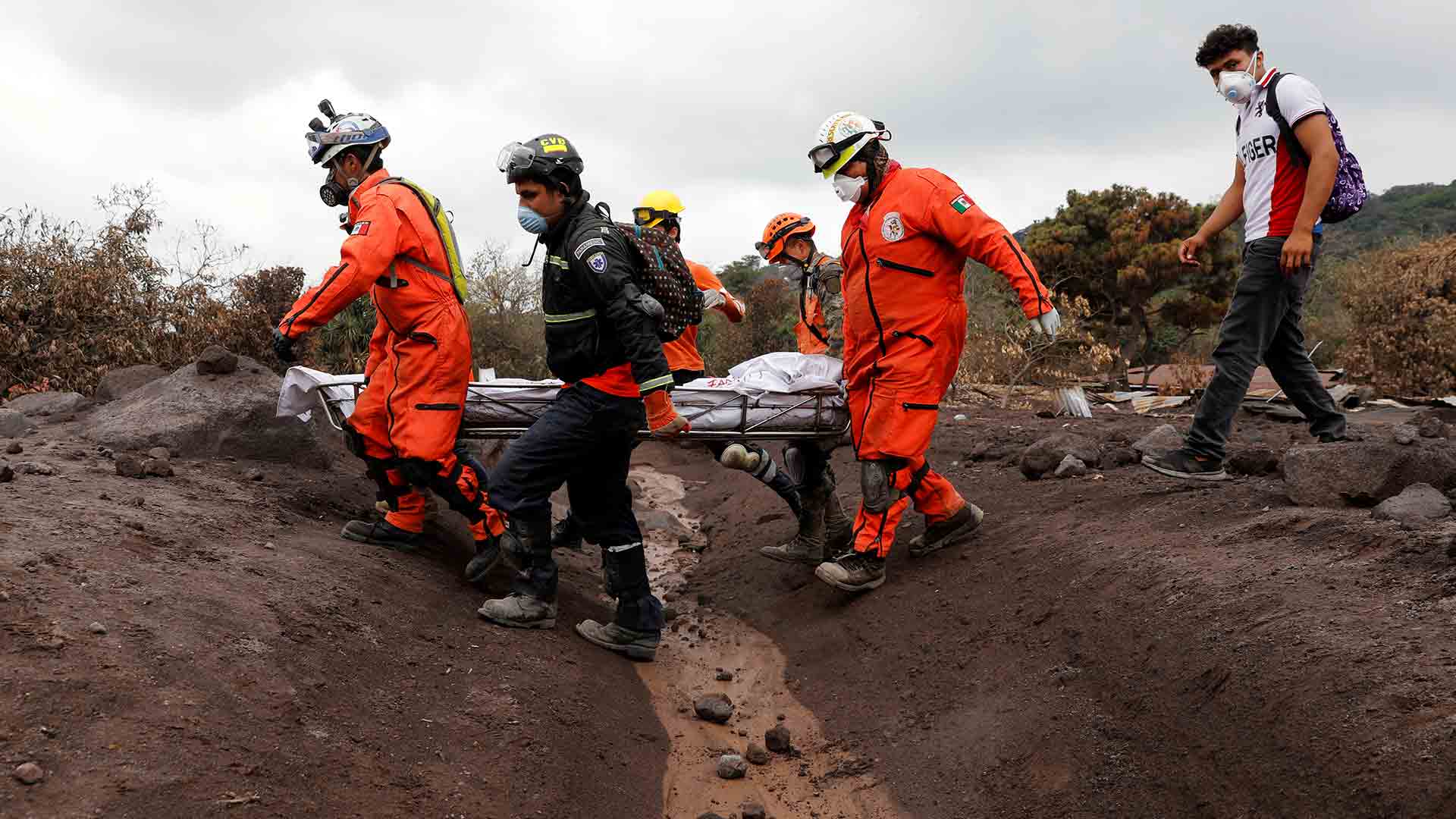Guatemala suspende definitivamente la búsqueda de los desaparecidos por el volcán