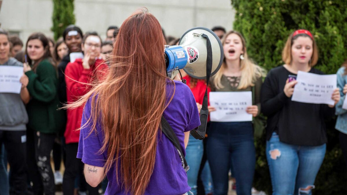 La Fiscalía investiga la EBAU mientras los estudiantes se echan a la calle