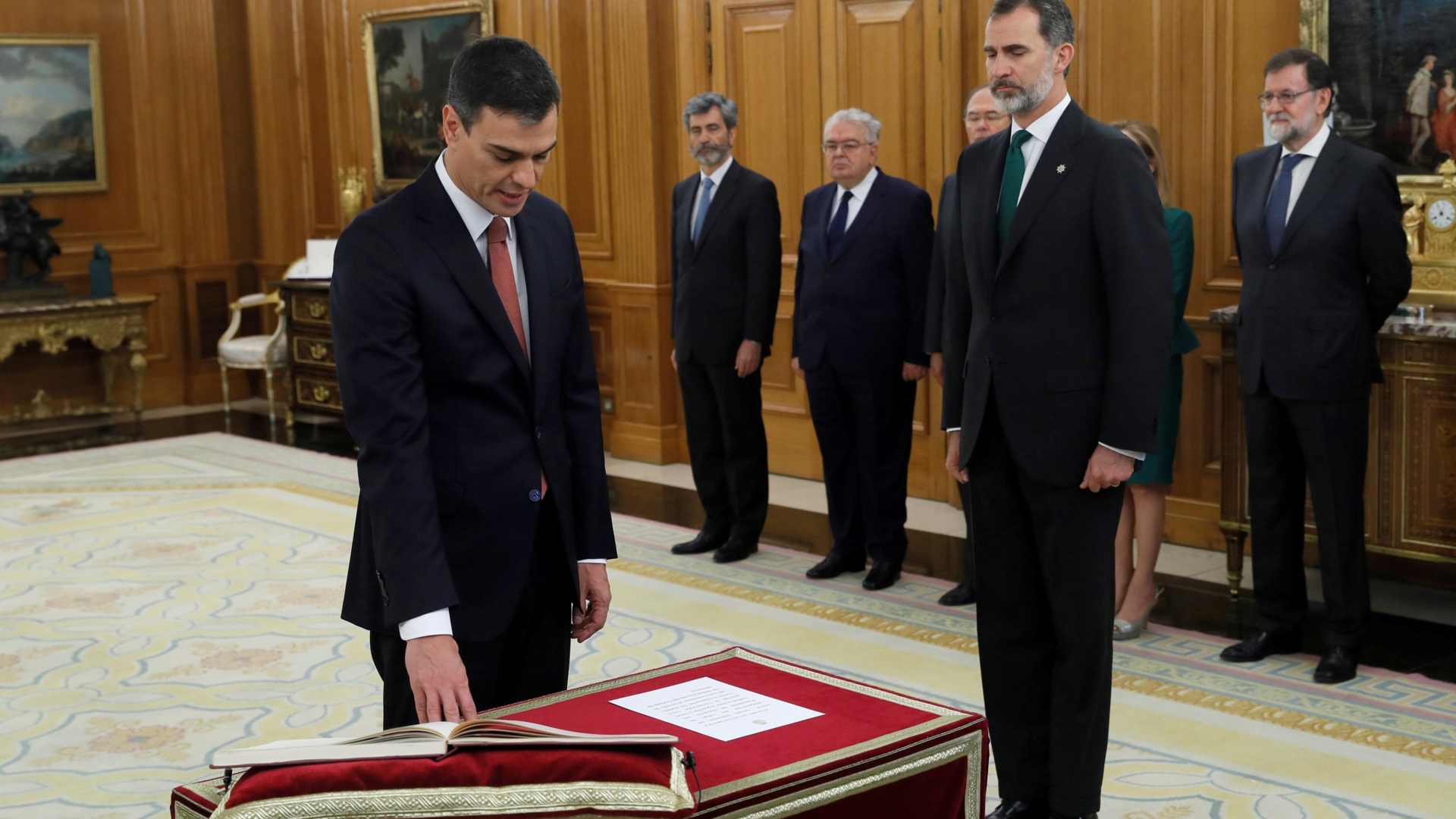 Pedro Sánchez toma posesión de su cargo como presidente del Gobierno