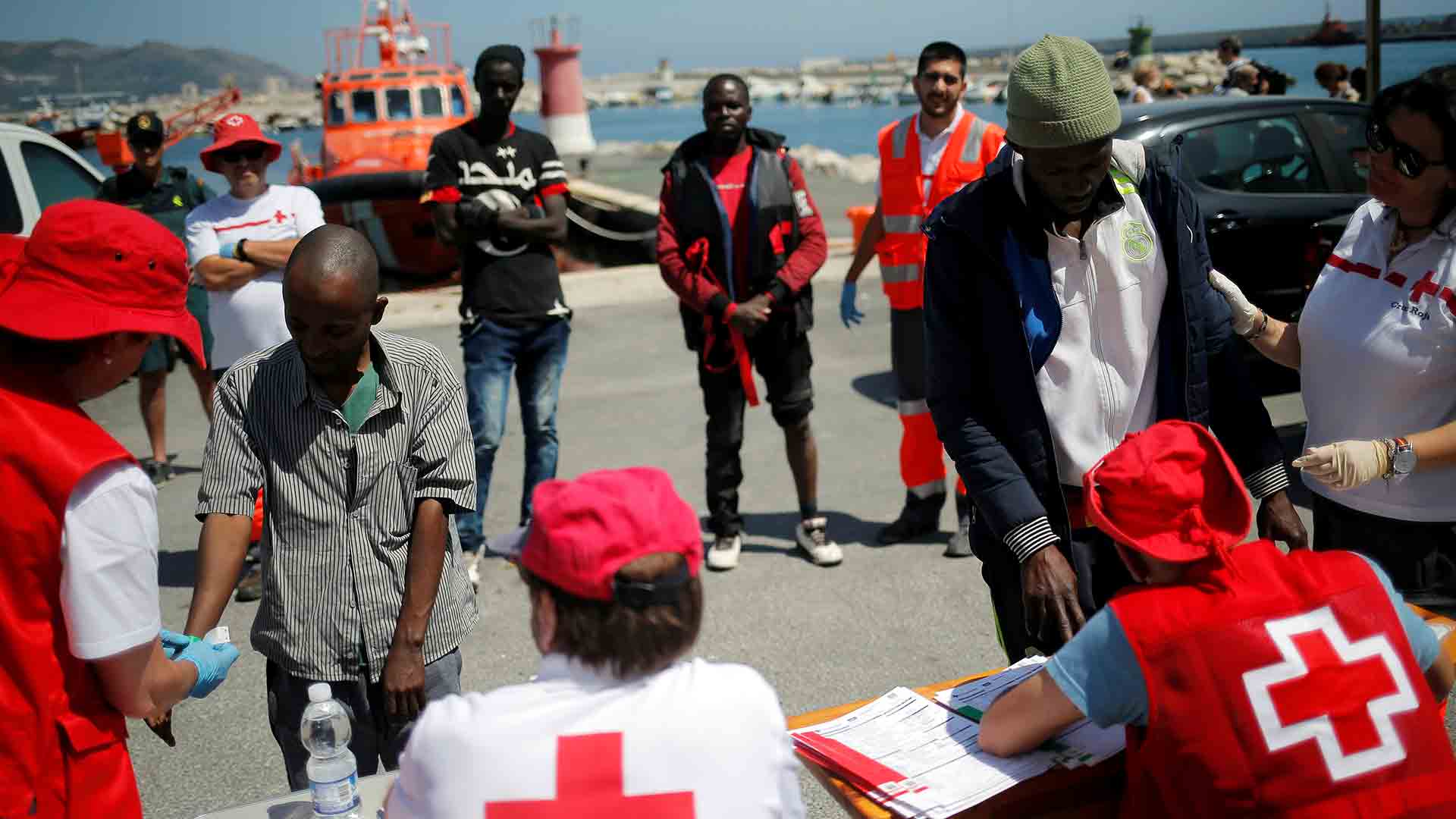 Rescatados 182 migrantes de 18 pateras en el Estrecho de Gibraltar