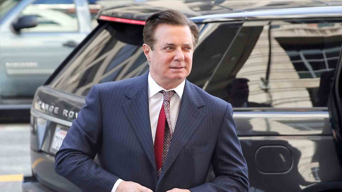 Una juez ordena encarcelar a Paul Manafort, el exjefe de campaña de Trump