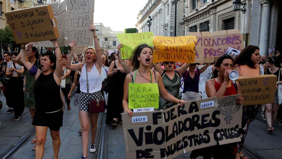 Defensa levanta la suspensión al militar de La Manada, que se reincorpora al servicio activo