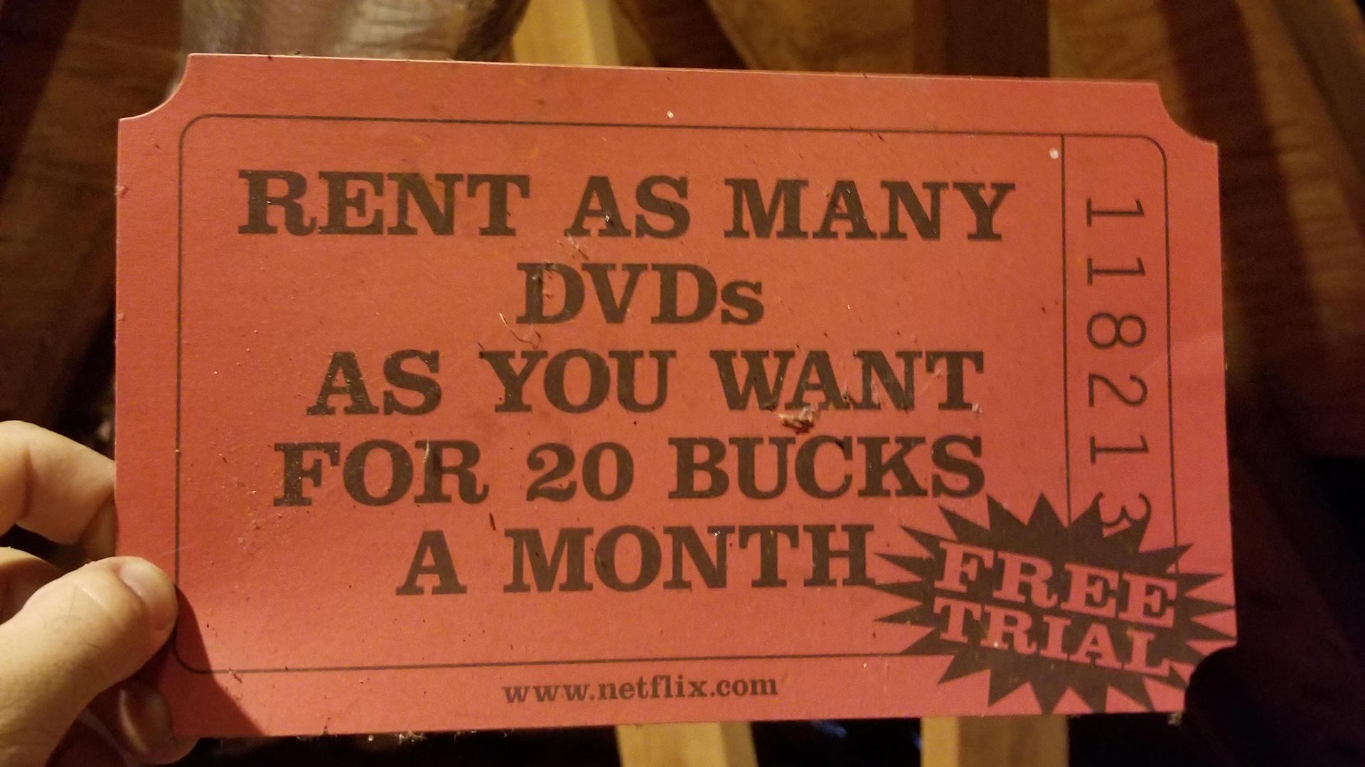 Así eran los anuncios de Netflix cuando la compañía sobrevivía alquilando DVD