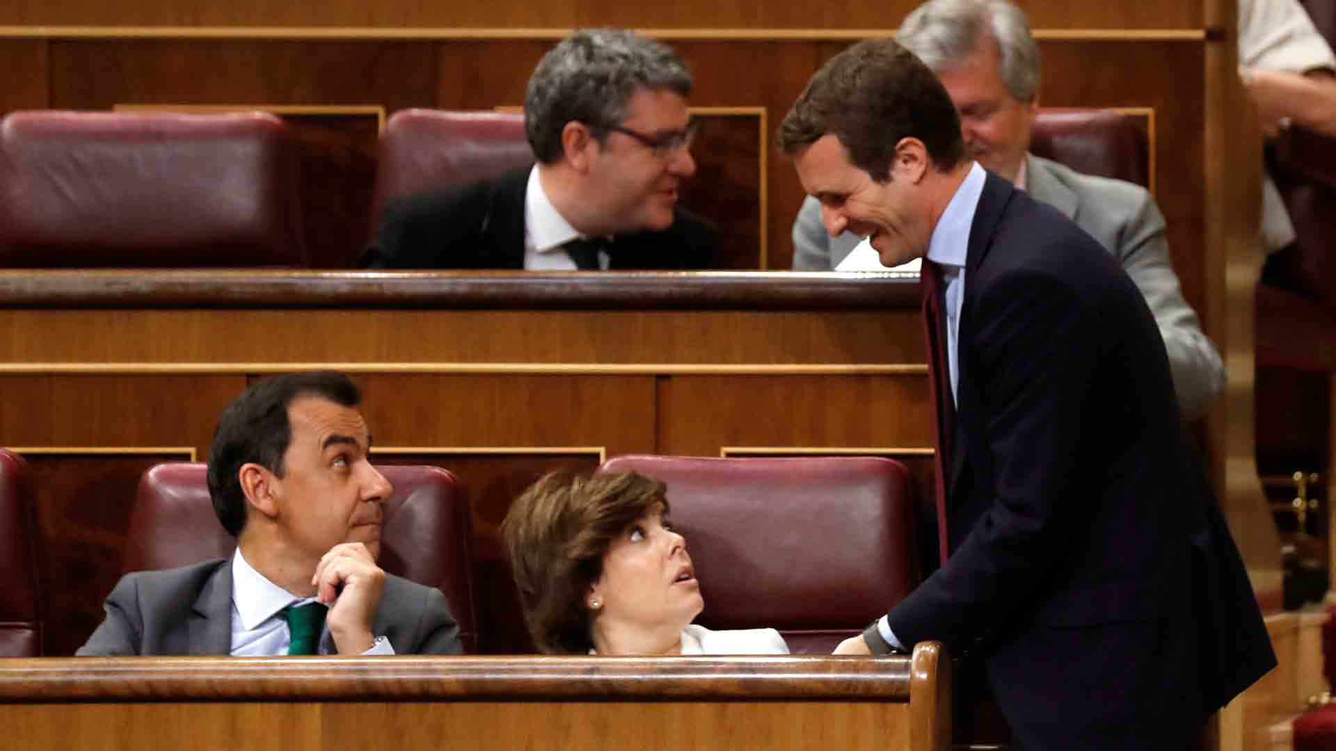 Casado y Sáenz de Santamaría cierran la campaña para elegir al sucesor de Rajoy