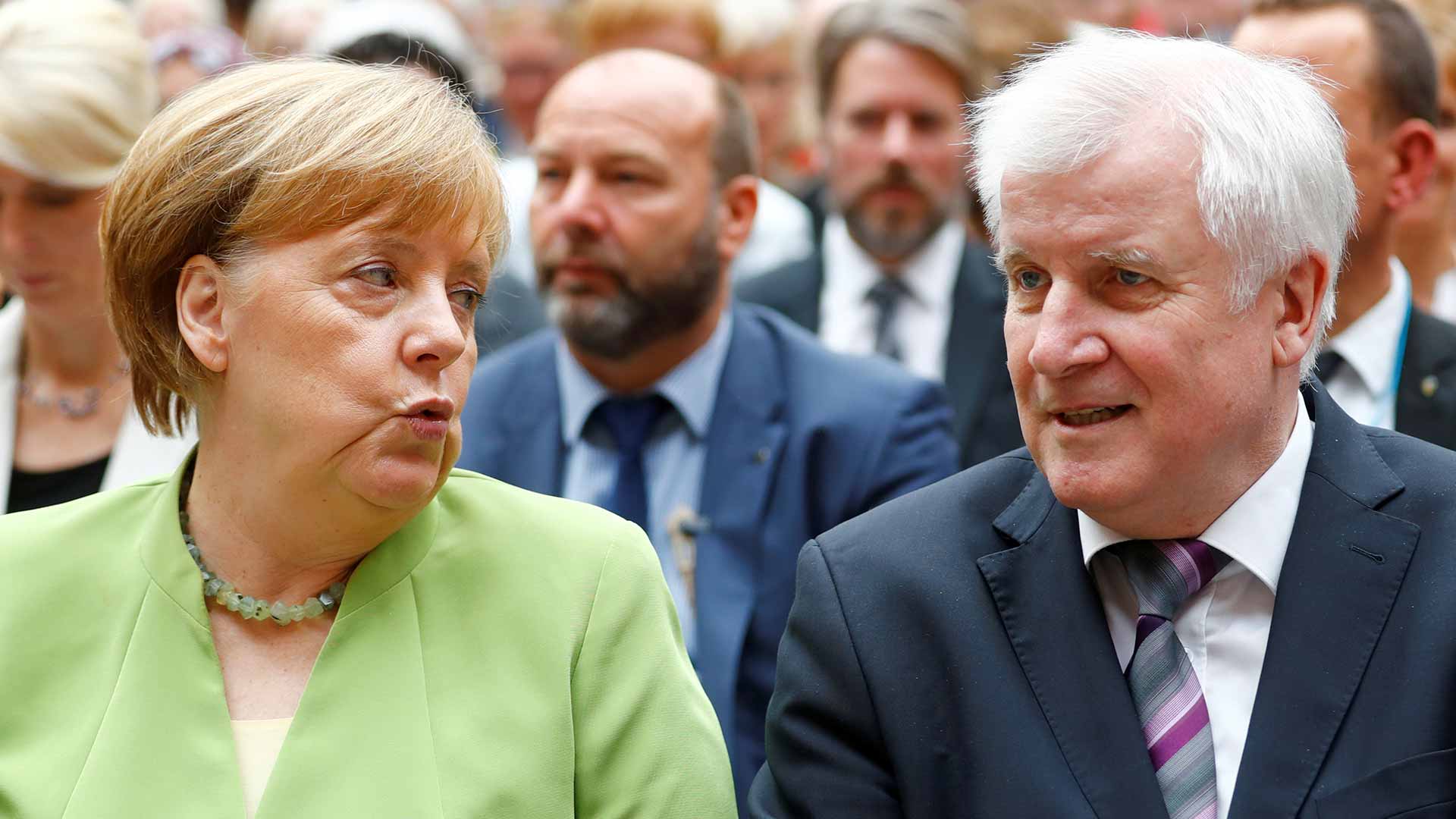 El ministro de Interior alemán amenaza con dimitir por la crisis migratoria