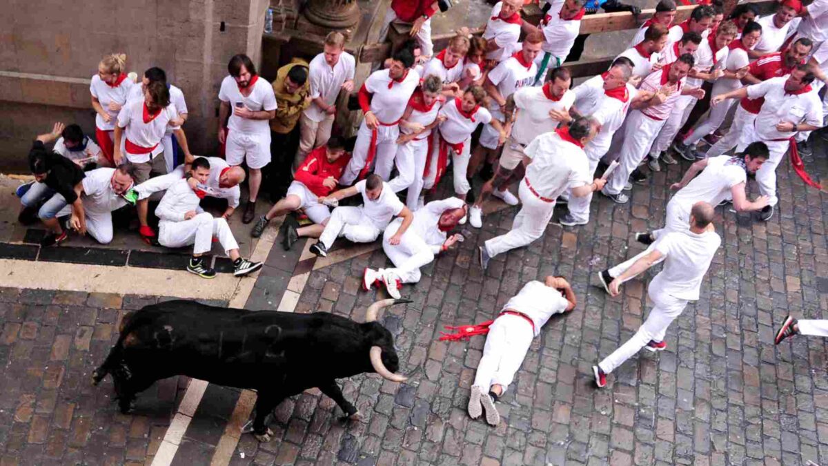 El primer encierro de los Sanfermines de 2018 deja un herido por asta de toro