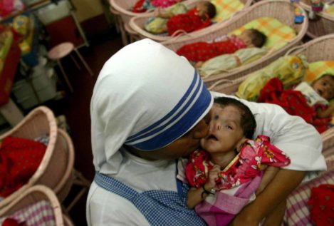 India investiga la presunta venta de bebés en centros infantiles