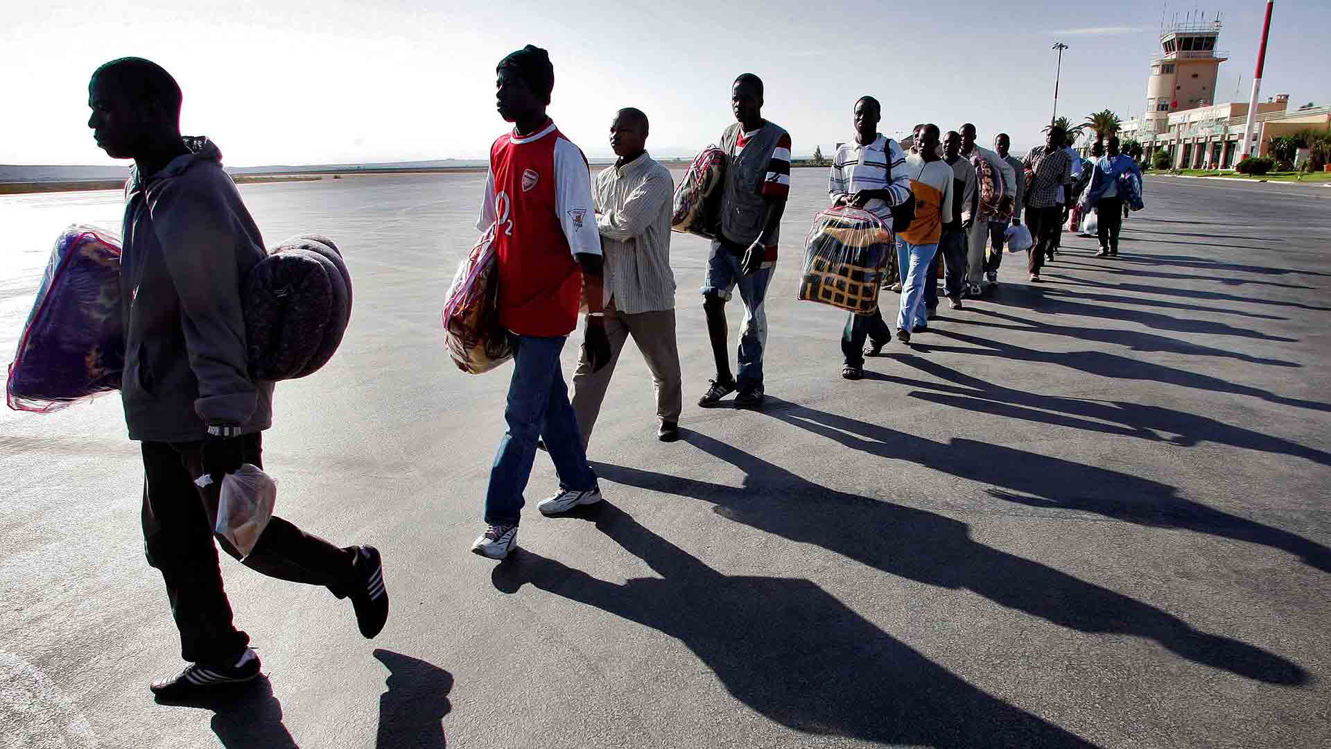 La UE propone dar apoyo financiero a los países que creen centros para migrantes