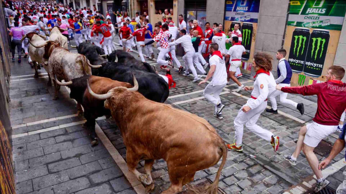 Rápido y limpio cuarto encierro de Sanfermines con toros de Fuente Ymbro