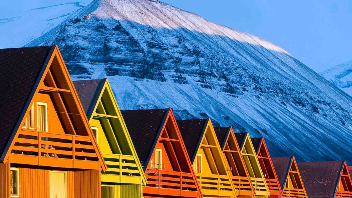 Longyearbyen, el pueblo noruego donde está prohibido morir