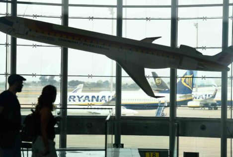 Los tripulantes no descartan convocar a más paros en Ryanair tras finalizar la huelga