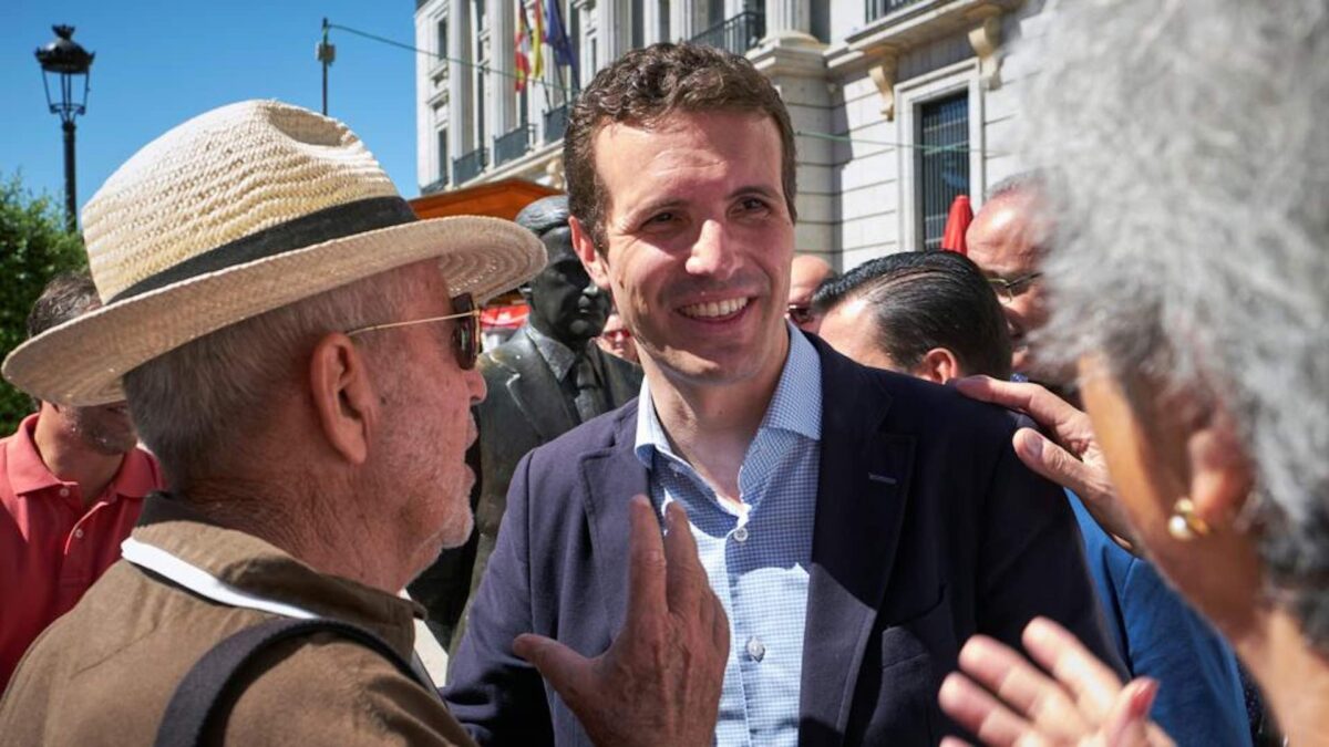 Pablo Casado agita el discurso antimigratorio y asegura que no hay papeles para todos