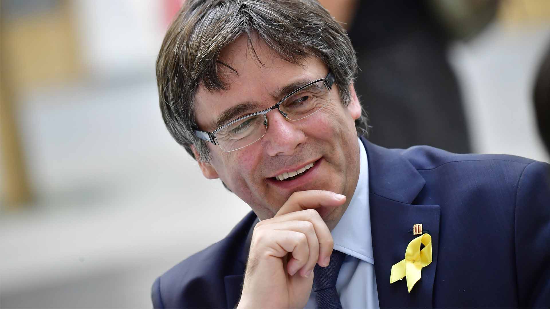 Puigdemont asegura que no tardará 20 años en "volver a pisar suelo catalán"