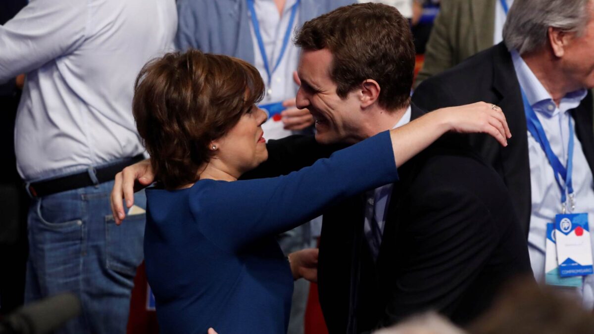 Sáenz de Santamaría y Casado intervienen en el Congreso del PP para pedir el voto a los compromisarios