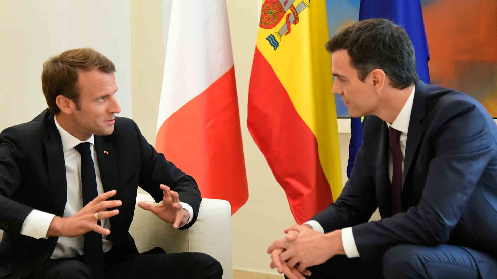 Sánchez y Macron afianzan su cooperación ante la inmigración
