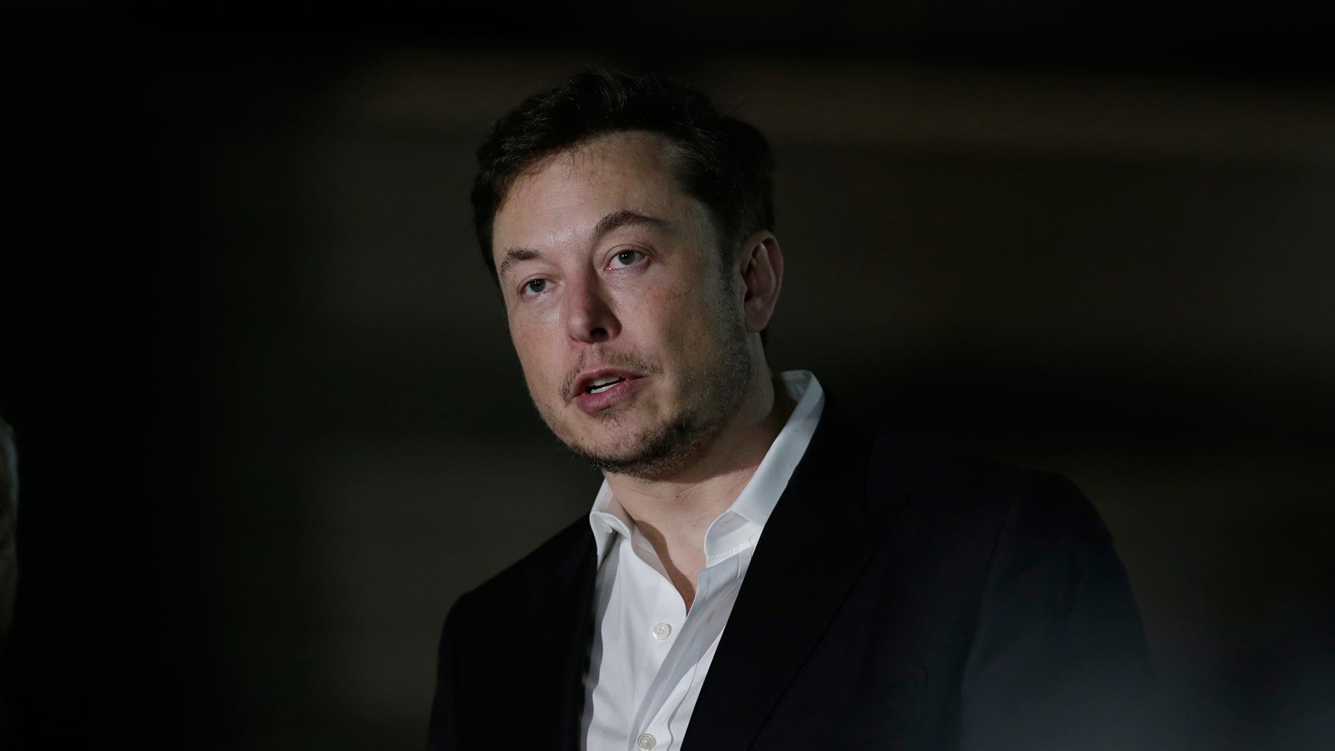 Un buzo amenaza con denunciar a Elon Musk por acusarlo de pedofilia
