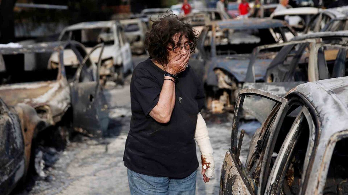 Dramática situación en Grecia por los incendios que han causado al menos 74 muertos