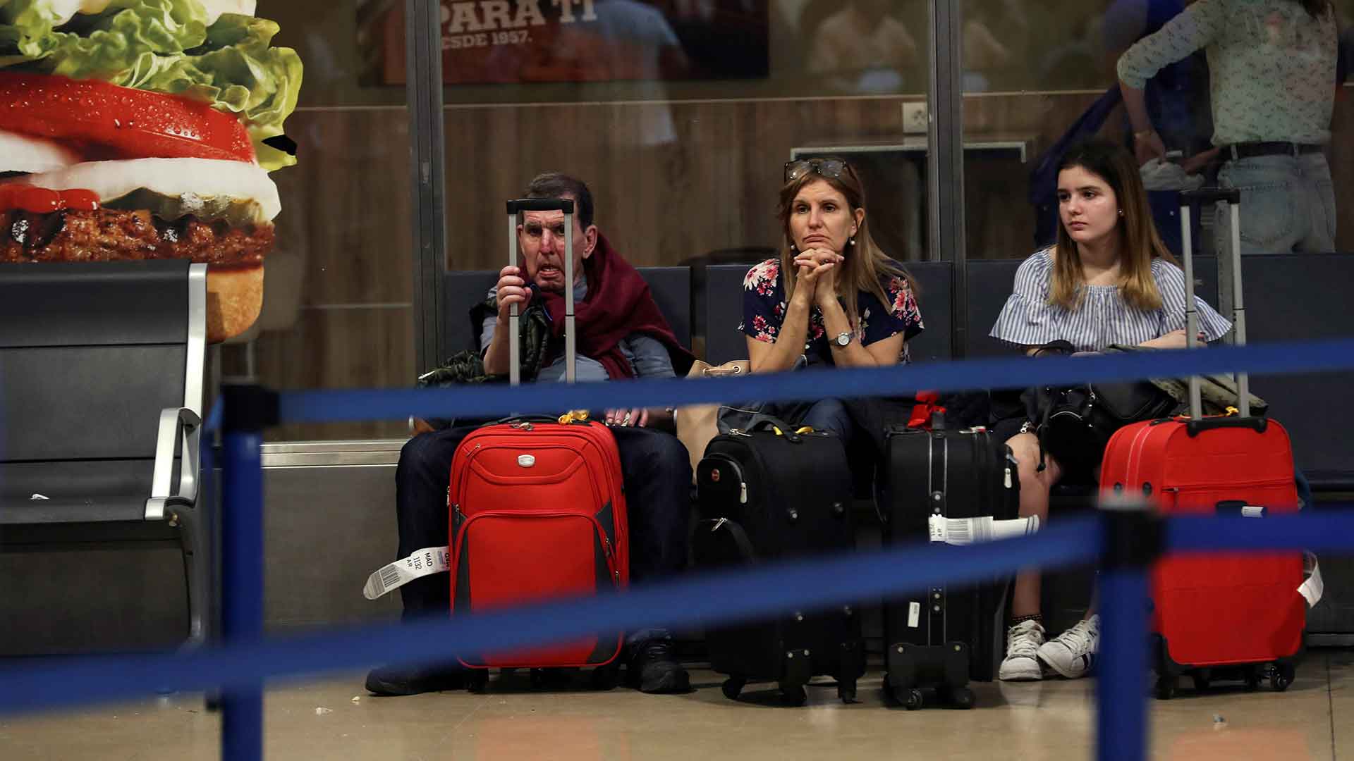 Desconvocada la huelga de vigilantes en los aeropuertos de Barajas y Las Palmas