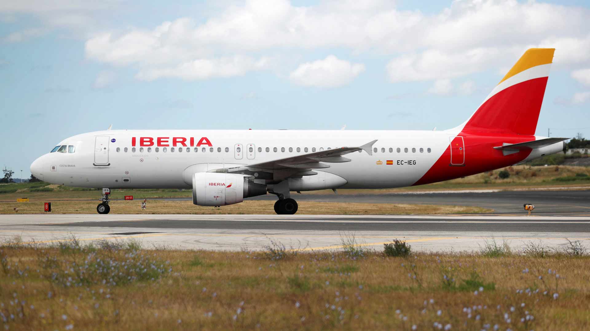 El consorcio de Iberia duplica sus beneficios en el primer semestre