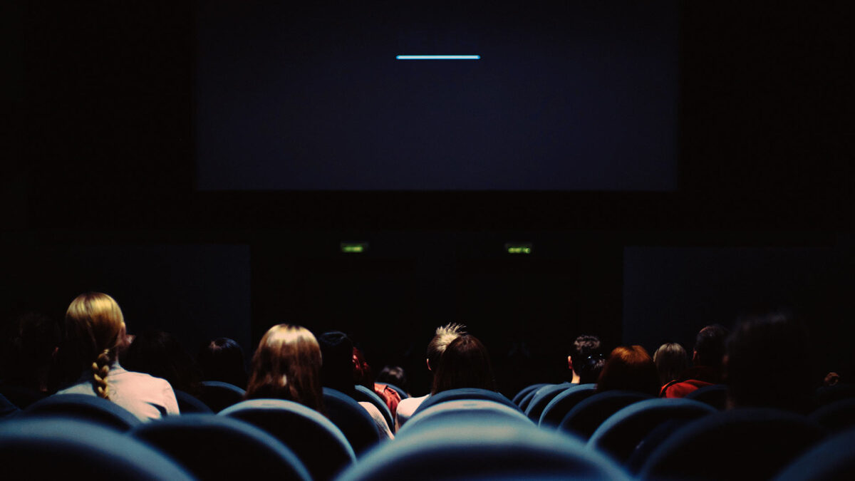 FACUA denuncia que solo un tercio de los cines ha repercutido la bajada del IVA en las entradas