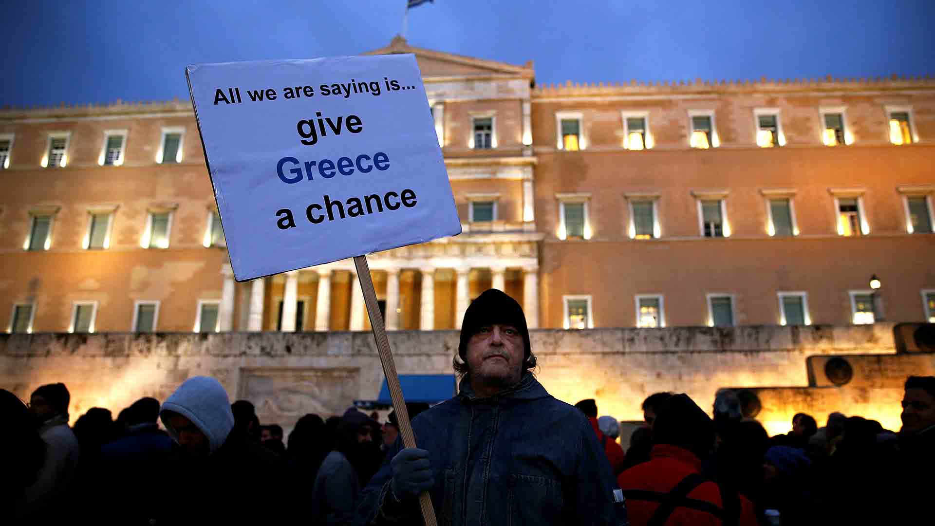 Grecia sale oficialmente de su último rescate financiero