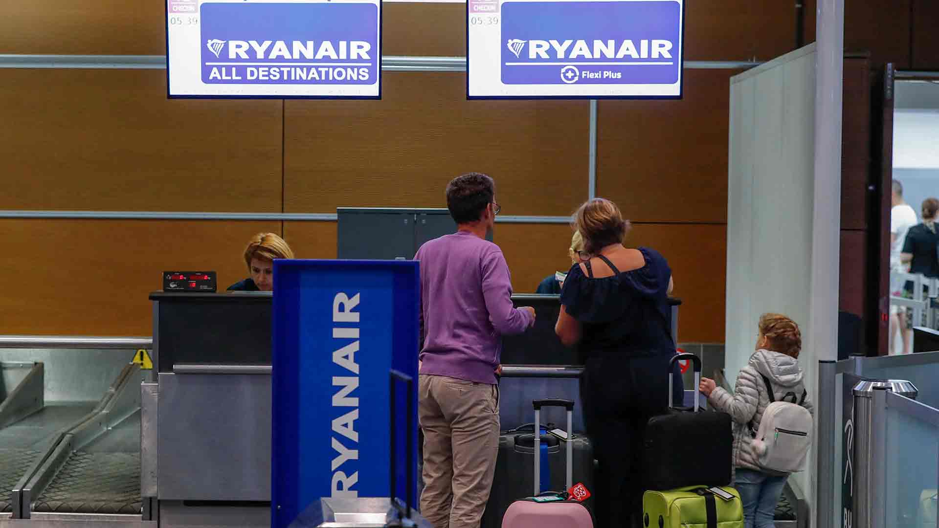 La huelga de pilotos de Ryanair afecta a 14.000 personas en España