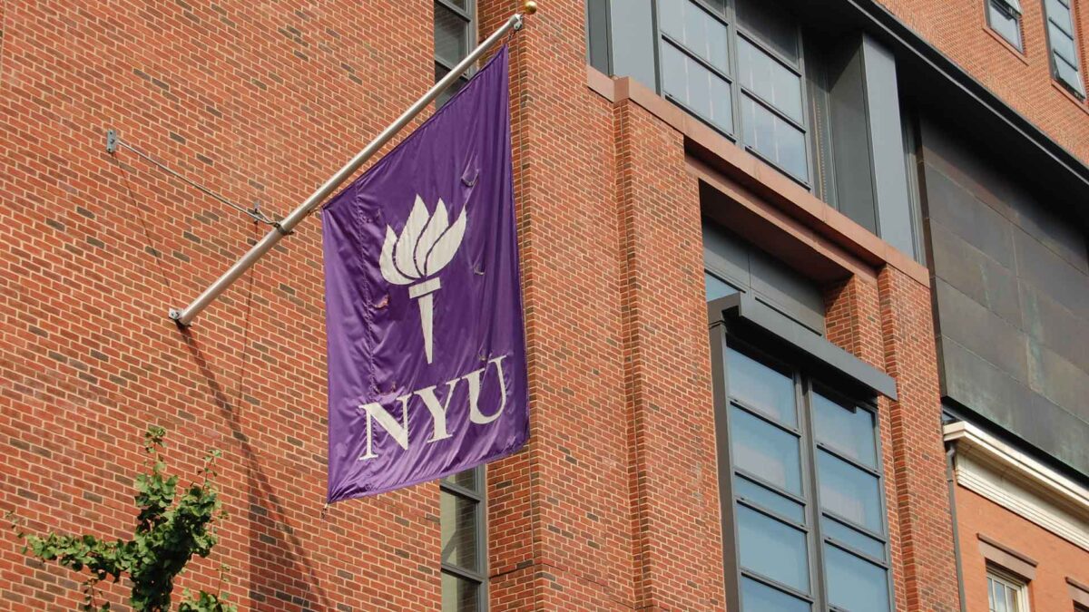 La Universidad de Nueva York pagará la matrícula de sus estudiantes de Medicina