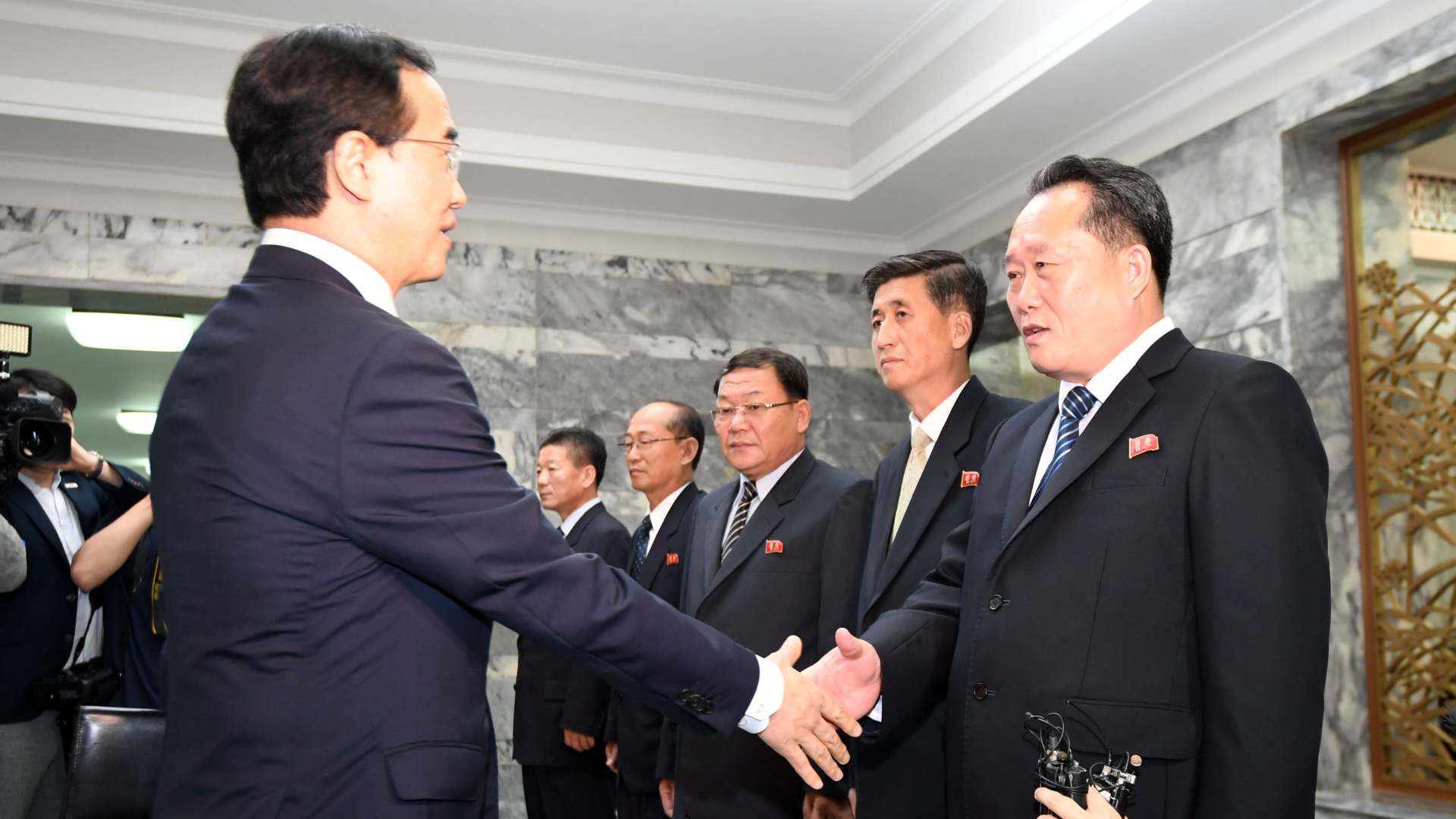 Las dos Coreas acuerdan celebrar una nueva cumbre en Pyonyang en septiembre