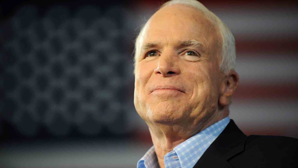 Muere el senador republicano John McCain a los 81 años