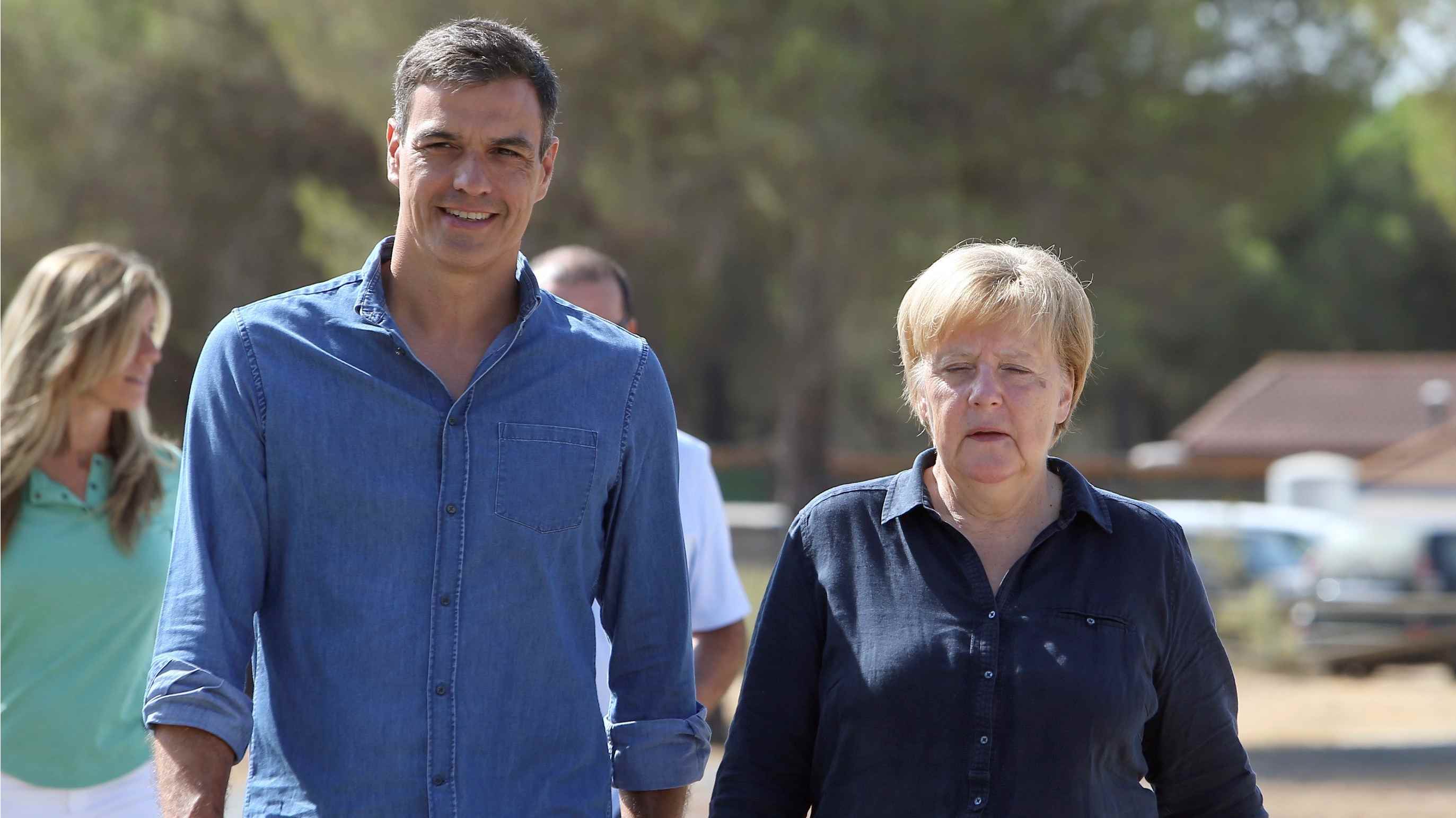 Sánchez y Merkel piden a la UE  recursos para que Marruecos controle sus fronteras