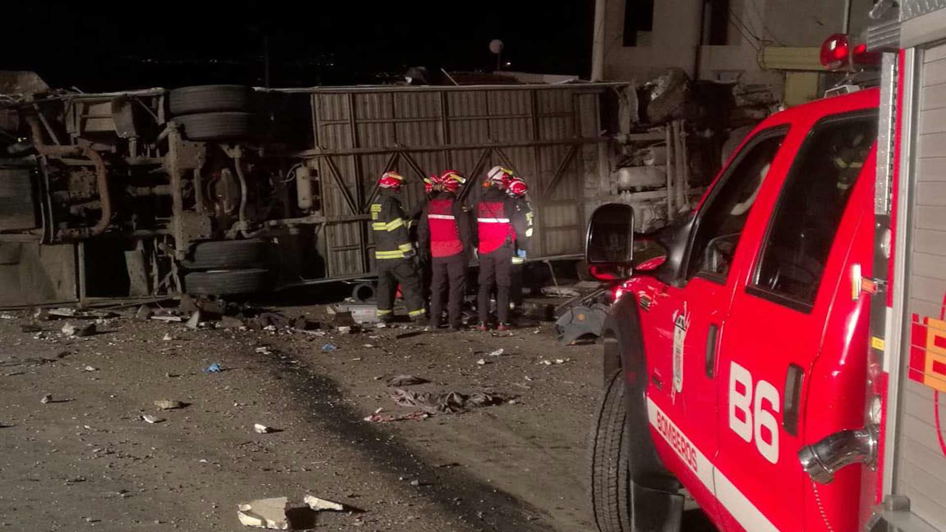 Un accidente de autobús en Ecuador deja al menos 24 muertos y 18 heridos