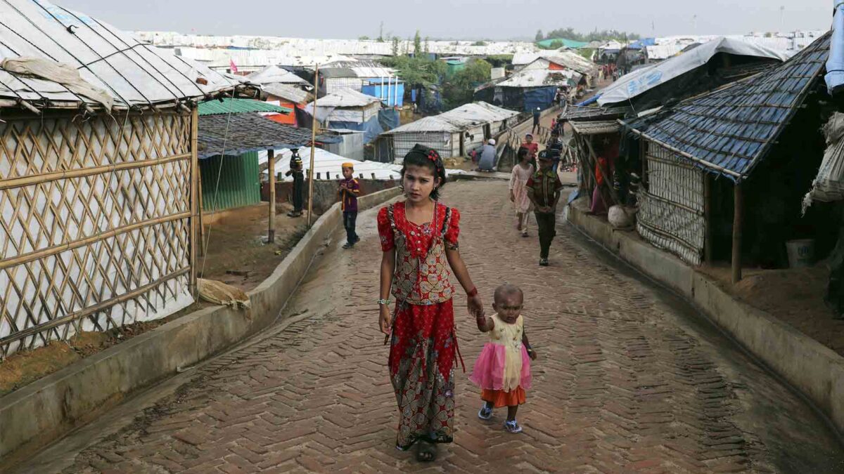 Un año después de la crisis, las niñas rohingyas quieren que se escuche su voz