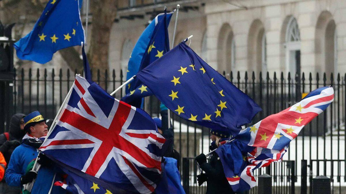 Un ‘brexit’ sin acuerdo amenaza con costar 2.200 millones de euros en suministro de medicinas