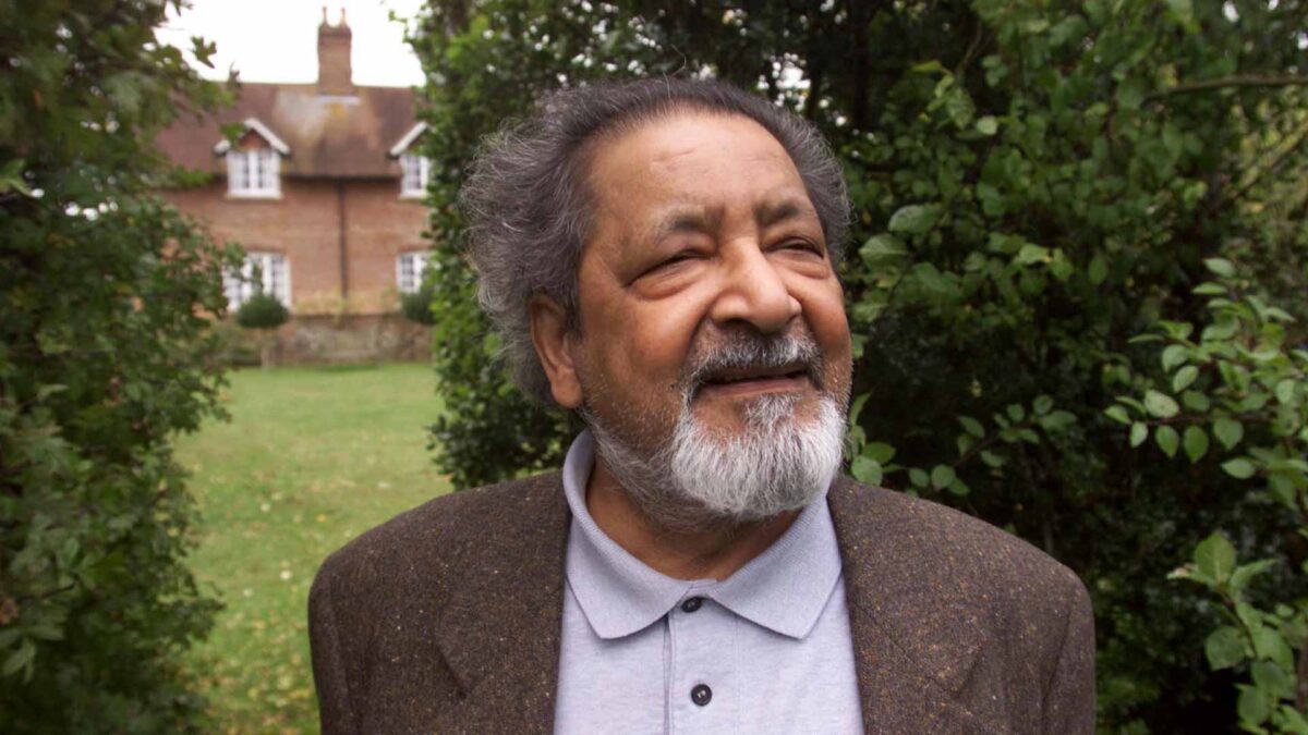 V.S. Naipaul frente a la oscuridad