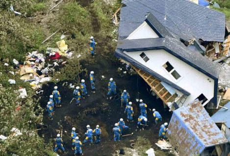 Ascienden a 20 los fallecidos por el terremoto en el norte de Japón