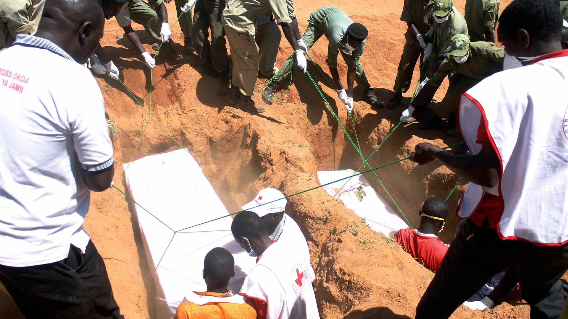 Aumentan a 225 los muertos por el naufragio de un ferri en Tanzania