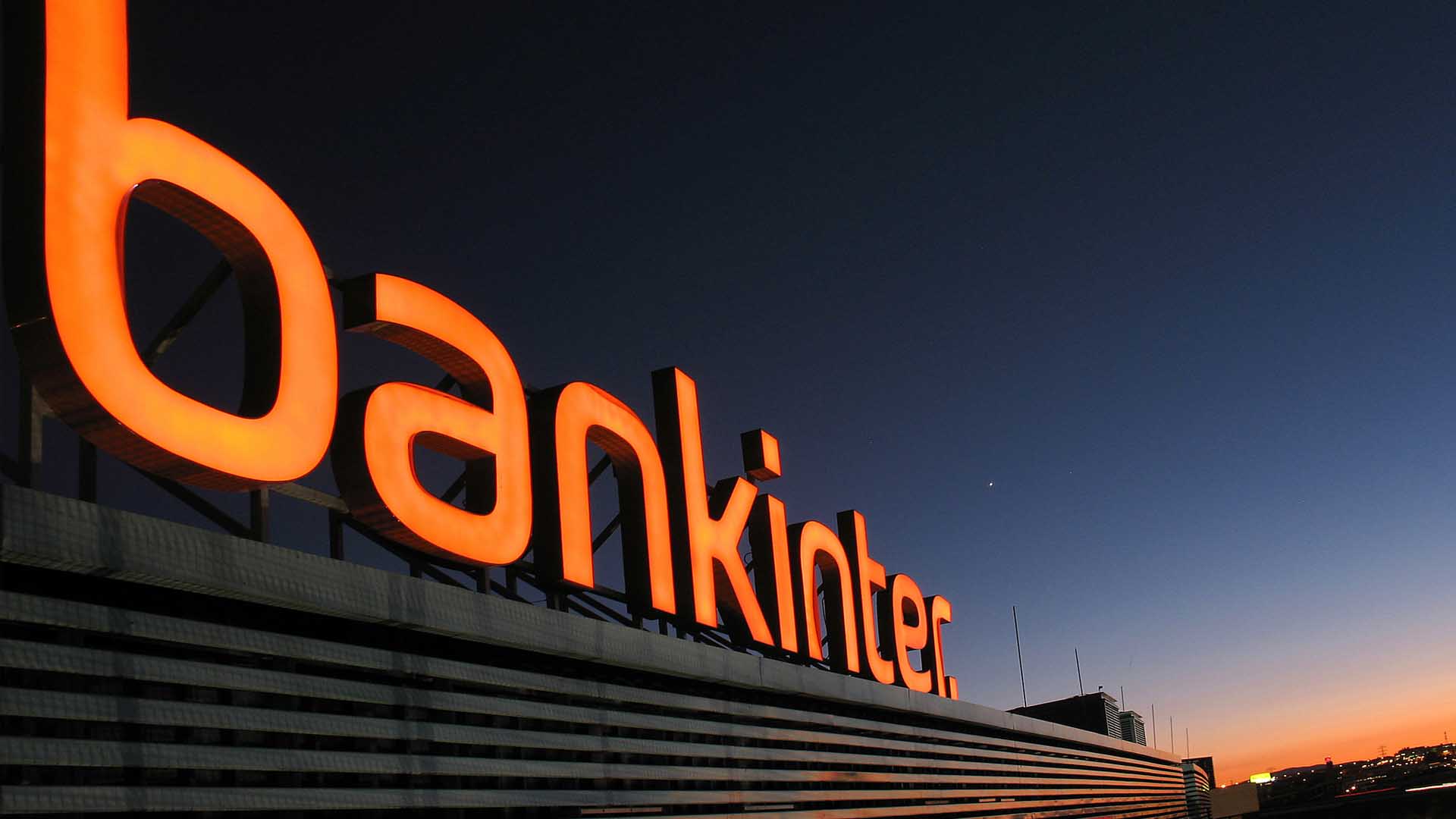 Bankinter compra los negocios de EVO Banco y Avantcard, su filial de consumo en Irlanda