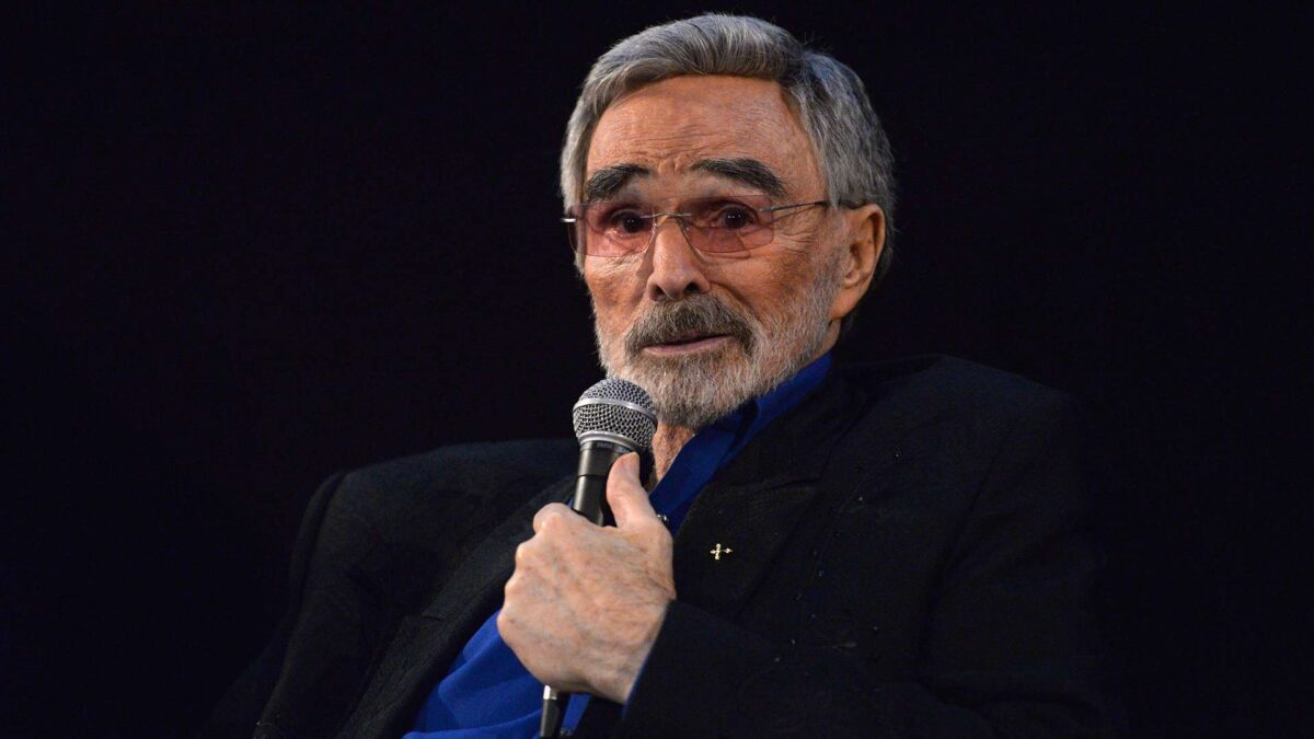 Burt Reynolds, estrella de ‘Boogie Nights’, muere a los 82 años