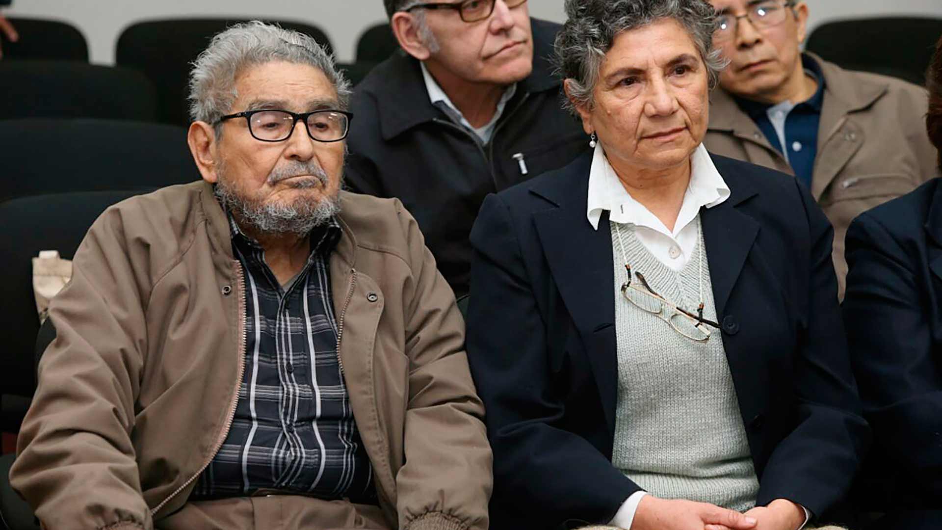 Cadena perpetua para Abimael Guzmán y otros nueve líderes de Sendero Luminoso en Perú