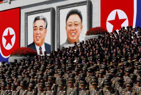 Corea del Norte celebra su 70º aniversario con un desfile sin misiles balísticos