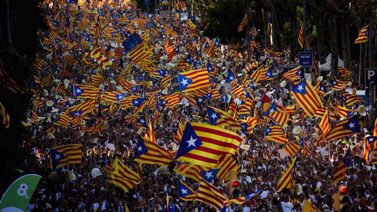 De la ausencia de Colau a los lazos amarillos: estas son las claves de la Diada 2018