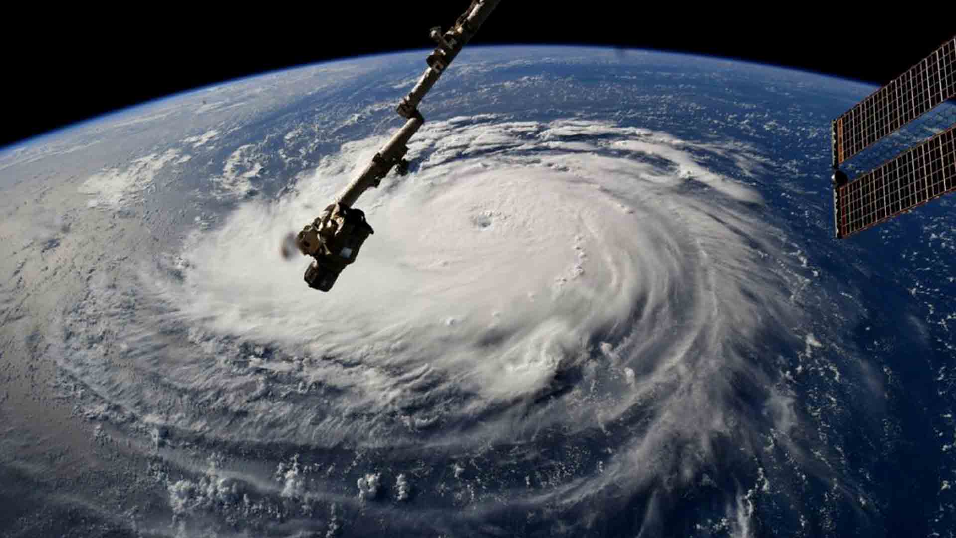 El huracán Florence obliga a evacuar a un millón de personas en EEUU