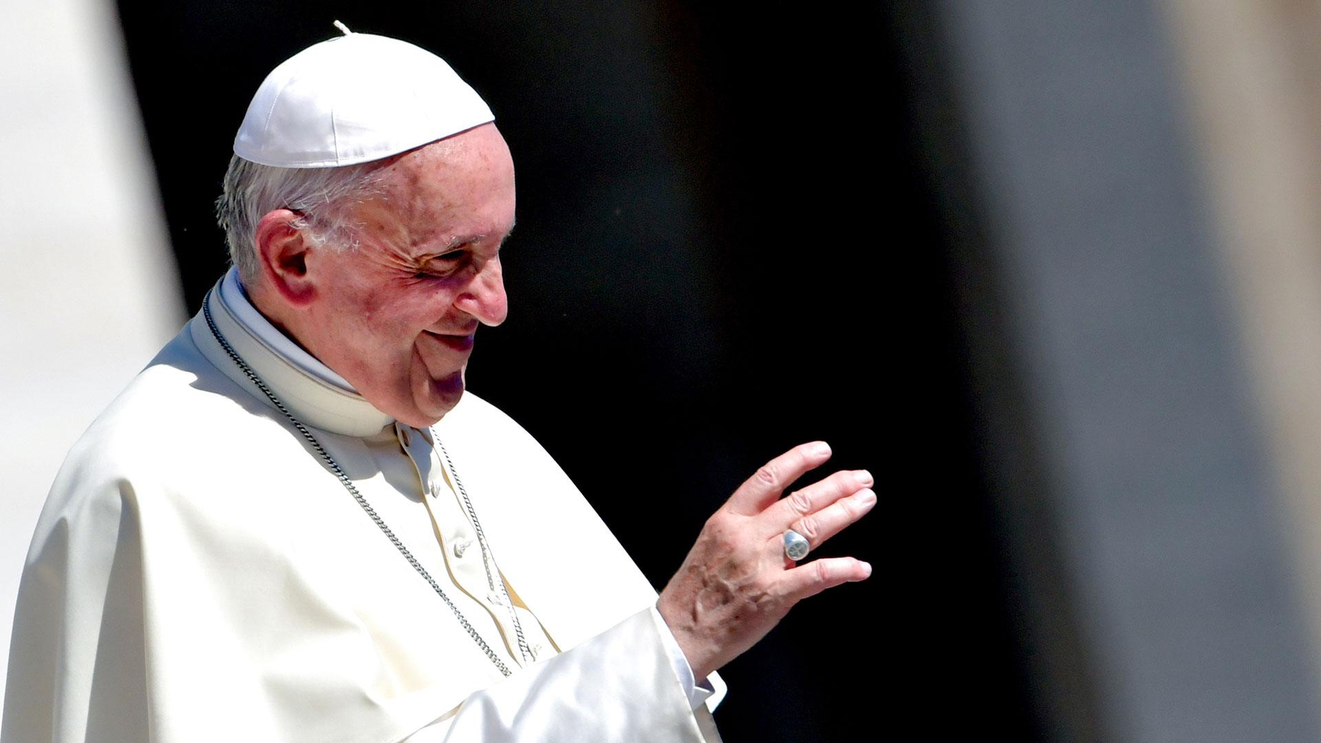 El papa acepta renuncia de obispo estadounidense acusado de acoso sexual