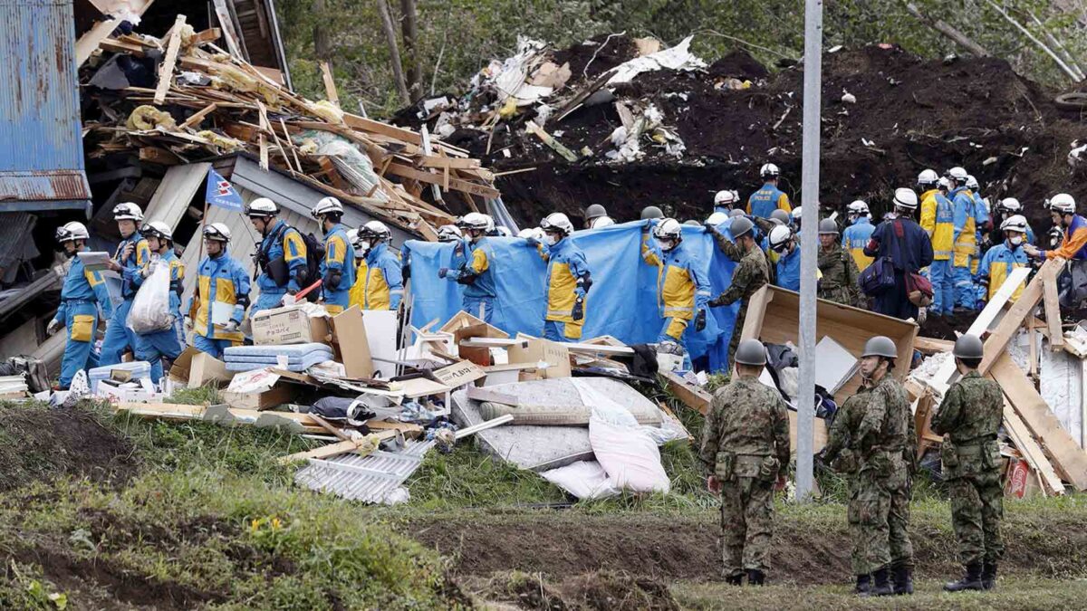 El terremoto del norte de Japón se salda con la muerte de 44 personas