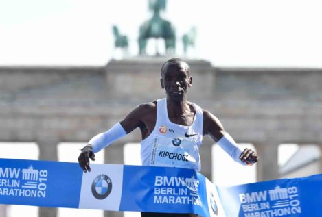 Eliud Kipchoge rompe el récord del mundo de maratón en Berlín