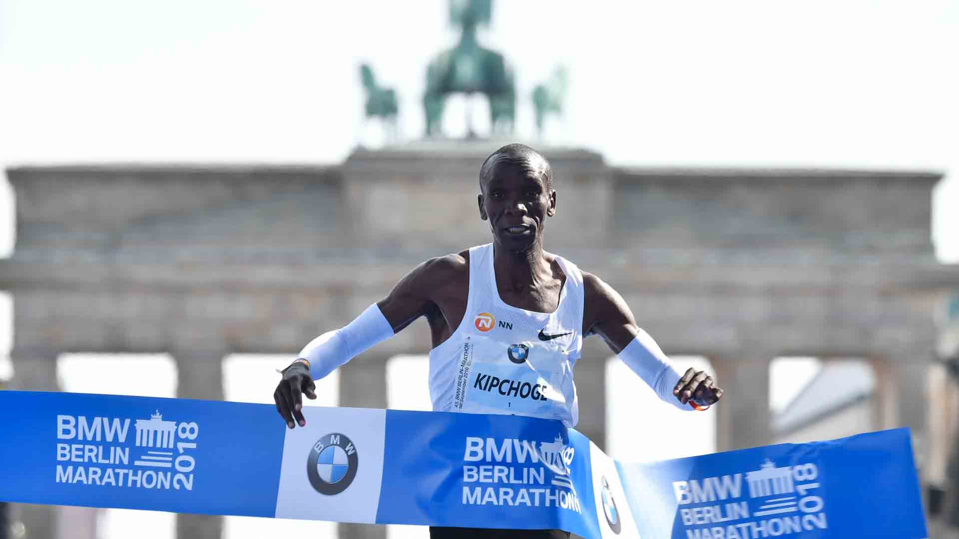 Eliud Kipchoge rompe el récord del mundo de maratón en Berlín