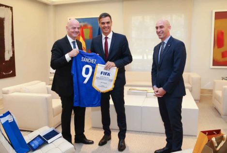 La comisión de anticorrupción deportiva creada por Sánchez en 2019 ocultó el 'caso Negreira'