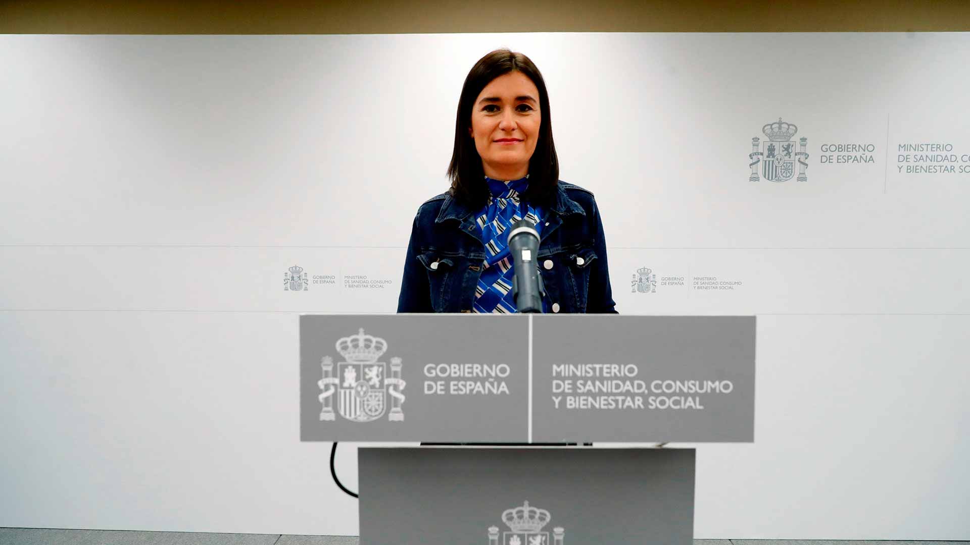 La ministra de Sanidad, Carmen Montón, dimite por las irregularidades de su máster