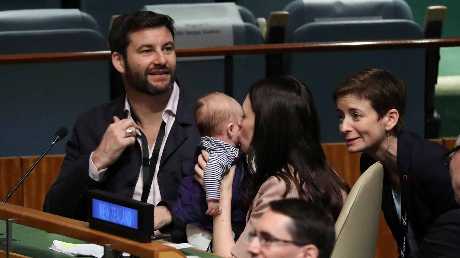 La primera ministra de Nueva Zelanda hace historia al llevar a su bebé a la Asamblea General de la ONU