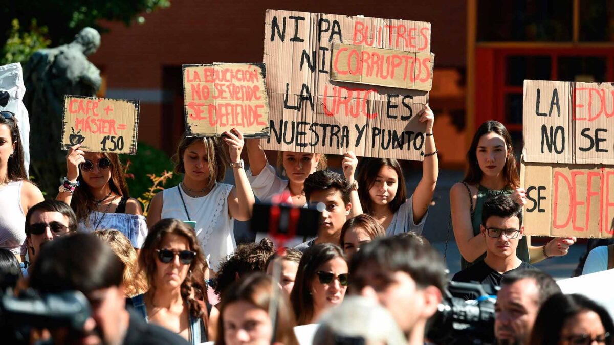 Los estudiantes de la URJC, en huelga para echar a la ‘mafia de la universidad’